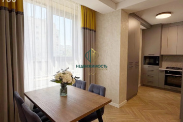 2-к квартира, 52 м², 4/10 эт.